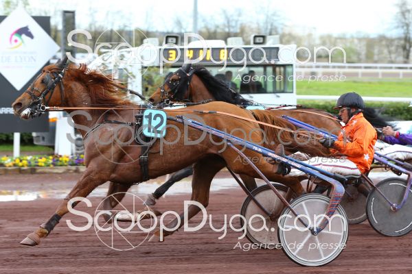 Bloody 13 04 2016 lyon la soie